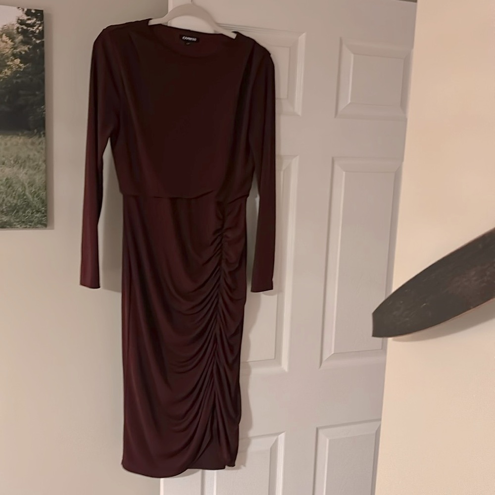 Beautiful midi dress!!